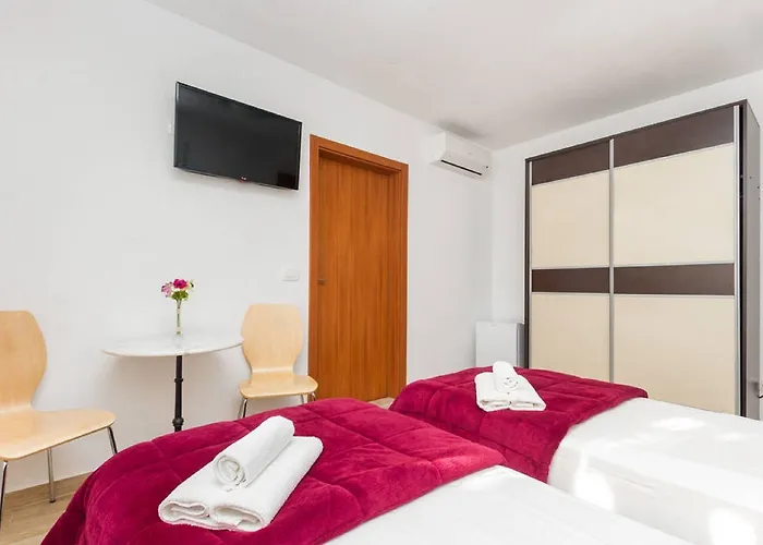 Gæstehus Peruzovic 1 3*