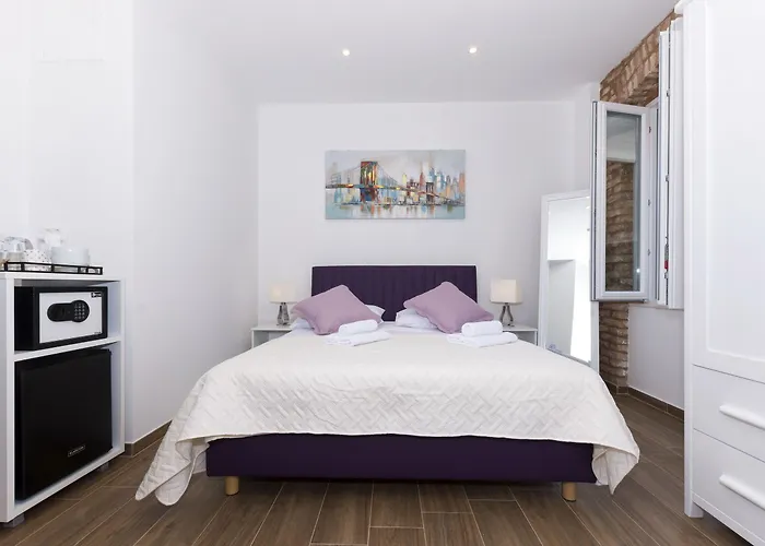 Peruzovic 1 Gæstehus Split