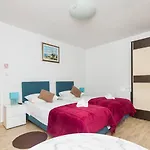 Peruzovic 1 Guest house