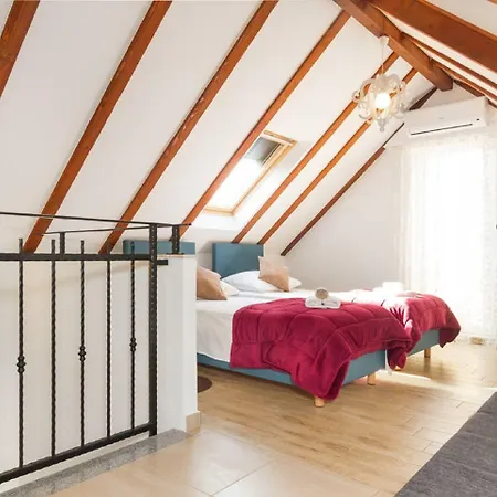 Peruzovic 1 Pensionat 3*