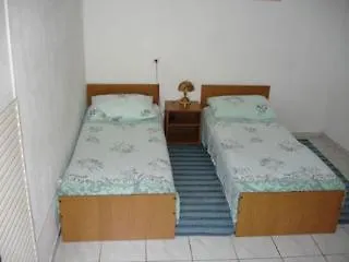 بيت ضيافة Peruzovic 1 3*