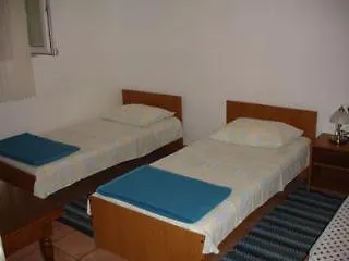 بيت ضيافة Peruzovic 1