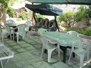 بيت ضيافة Peruzovic 1 3*