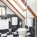 Peruzovic 1 Pensionat 3*