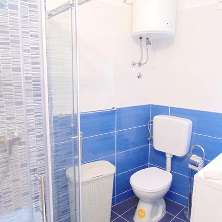 Peruzovic 1 Guest house