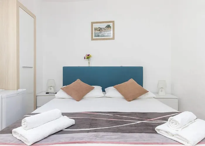 Peruzovic 1 Maison d'hôtes 3*